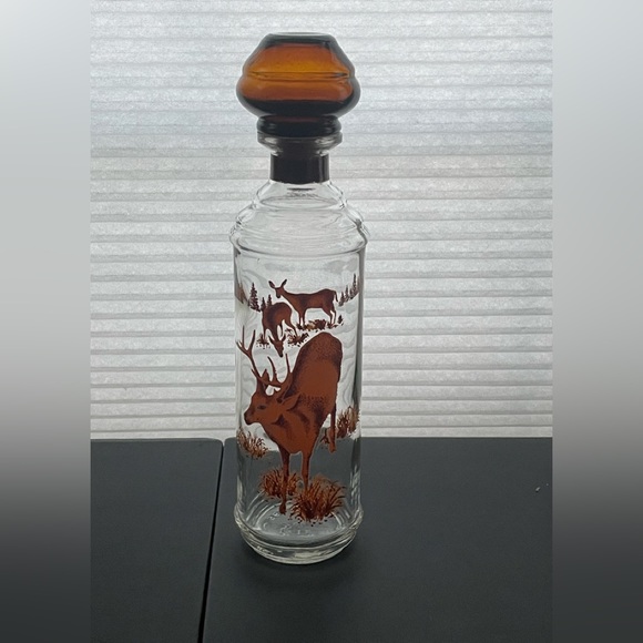 Dining Vtg 1967 Cabin Still Sportsman Wildlife Deer Liquor Bottle